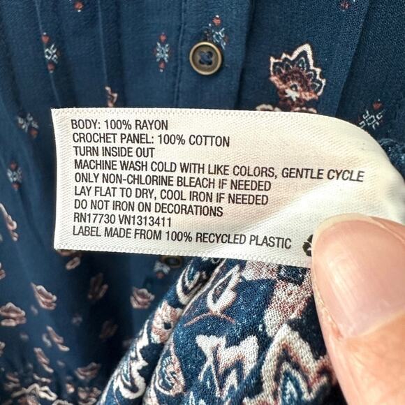 KNOX ROSE | Blue Boho Floral Peasant Blouse Long Sleeve Ruffle Hem | Size Small - Picture 6 of 6